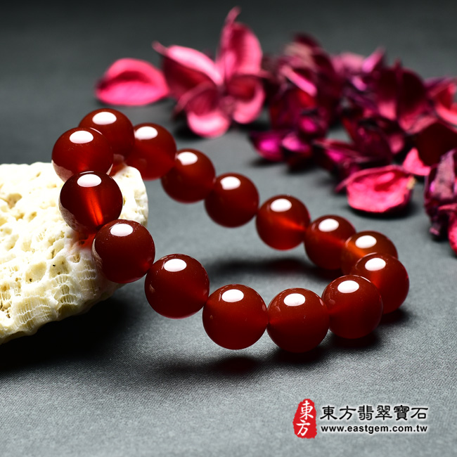 紅瑪瑙手鍊(紅瑪瑙珠子，珠徑約14mm，15顆珠，OML247) 客製化設計各種紅瑪瑙珠串、紅瑪瑙珠子、紅瑪瑙手鍊、紅瑪瑙手珠。★附東方翡翠寶石保證卡商品圖