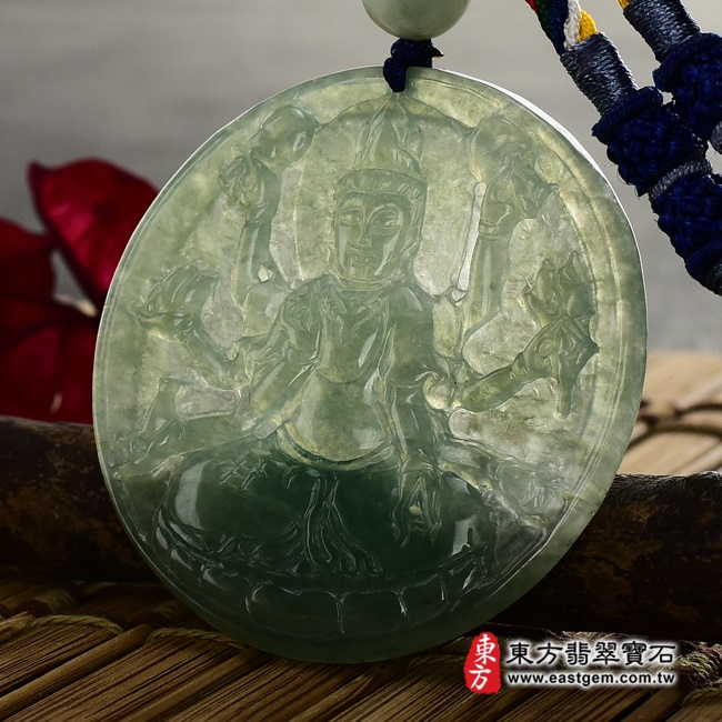 千手觀音項鍊玉珮右側照片 翡翠千手觀音項鍊玉珮(千手觀音:千手觀音牌A貨翡翠千手觀音玉珮、緬甸玉千手觀音玉墜)。油青糯冰種千手觀音,LH043。客製化訂做各種翡翠千手觀音吊墜玉珮項鍊。★附A貨翡翠雙證書.jpg 千手觀音項鍊玉珮右側照片 翡翠千手觀音項鍊玉珮(千手觀音:千手觀音牌A貨翡翠千手觀音玉珮、緬甸玉千手觀音玉墜)。油青糯冰種千手觀音,LH043。客製化訂做各種翡翠千手觀音吊墜玉珮項鍊。★附A貨翡翠雙證書.jpg