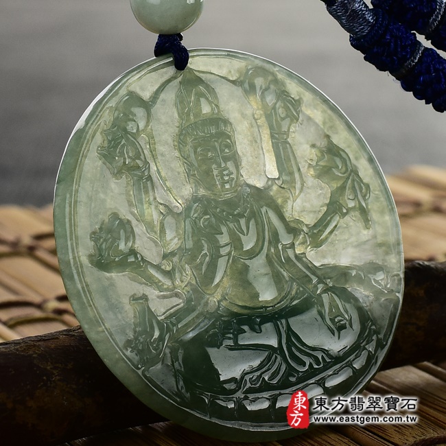 千手觀音項鍊玉珮左側照片 翡翠千手觀音項鍊玉珮(千手觀音:千手觀音牌A貨翡翠千手觀音玉珮、緬甸玉千手觀音玉墜)。油青糯冰種千手觀音,LH043。客製化訂做各種翡翠千手觀音吊墜玉珮項鍊。★附A貨翡翠雙證書.jpg 千手觀音項鍊玉珮左側照片 翡翠千手觀音項鍊玉珮(千手觀音:千手觀音牌A貨翡翠千手觀音玉珮、緬甸玉千手觀音玉墜)。油青糯冰種千手觀音,LH043。客製化訂做各種翡翠千手觀音吊墜玉珮項鍊。★附A貨翡翠雙證書.jpg