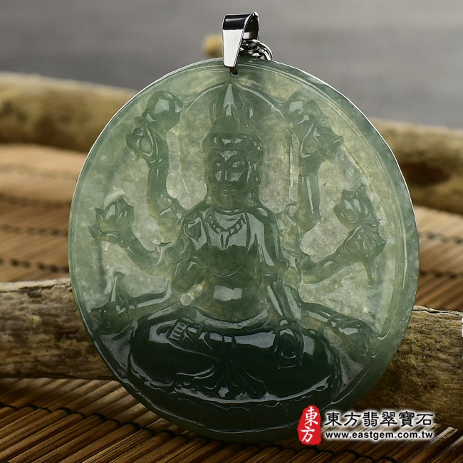 千手觀音項鍊玉珮右側照片   翡翠千手觀音項鍊玉珮（千手觀音：千手觀音牌A貨翡翠千手觀音玉珮、緬甸玉千手觀音玉墜）。油青糯冰種千手觀音，LH044。客製化訂做各種翡翠千手觀音吊墜玉珮項鍊。★附A貨翡翠雙證書.jpg
