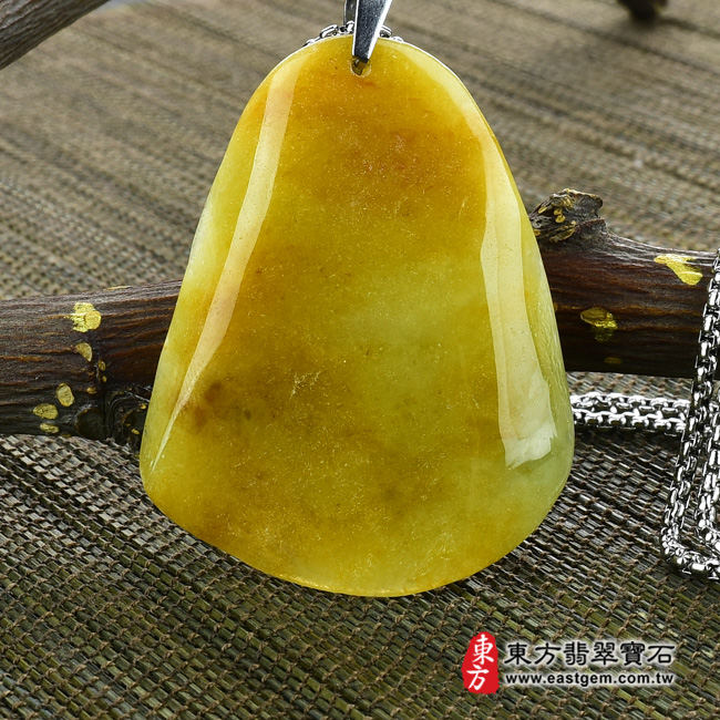 生肖龍項鍊玉珮背面照片  (已出售勿下標,可訂做)翡翠龍項鍊玉珮(祥龍瑞氣、招財富貴龍:龍牌A貨翡翠龍玉珮、緬甸玉龍玉墜、龍十二生肖項鍊)。黃翡翠龍,DR325。客製化訂做各種翡翠龍吊墜玉珮項鍊。★附A貨翡翠雙證書 生肖龍項鍊玉珮背面照片  (已出售勿下標,可訂做)翡翠龍項鍊玉珮(祥龍瑞氣、招財富貴龍:龍牌A貨翡翠龍玉珮、緬甸玉龍玉墜、龍十二生肖項鍊)。黃翡翠龍,DR325。客製化訂做各種翡翠龍吊墜玉珮項鍊。★附A貨翡翠雙證書