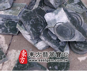 閃玉━和闐碧玉 (Nephrite) 