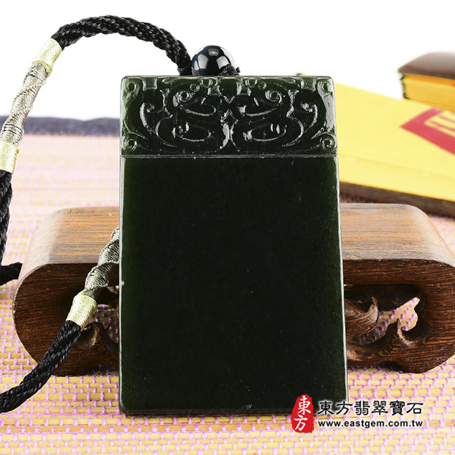 （已出售勿下標，可訂做）福牌新疆墨玉花件吊墜FP006。產地嚴選玉石，可訂做各種吊墜，手工玉雕和拋光。★附店家保證書翡翠手鐲、翡翠玉鐲商品