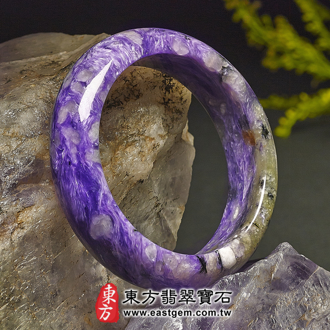 紫龍晶手鐲。（紫色帶白色，圓鐲18）PU001。客製化訂做各種紫龍晶手鐲。★附東方翡翠寶石雙證書翡翠手鐲、翡翠玉鐲商品