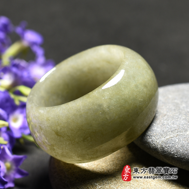 翡翠戒指，玉戒，尾戒商品NT元，介紹，商品介紹實圖