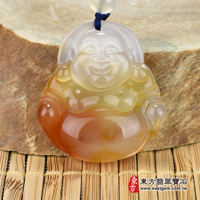 最新玉石神明玉珮商品-（已出售勿下標，可訂做）瑪瑙彌勒佛項鍊玉珮（彌勒佛：彌勒佛牌瑪瑙彌勒佛玉珮、玉髓彌勒佛玉墜）。白帶橘瑪瑙玉髓彌勒佛，ML208。客製化訂做各種瑪瑙玉髓彌勒佛吊墜玉珮項鍊。★附東方翡翠寶石保證卡