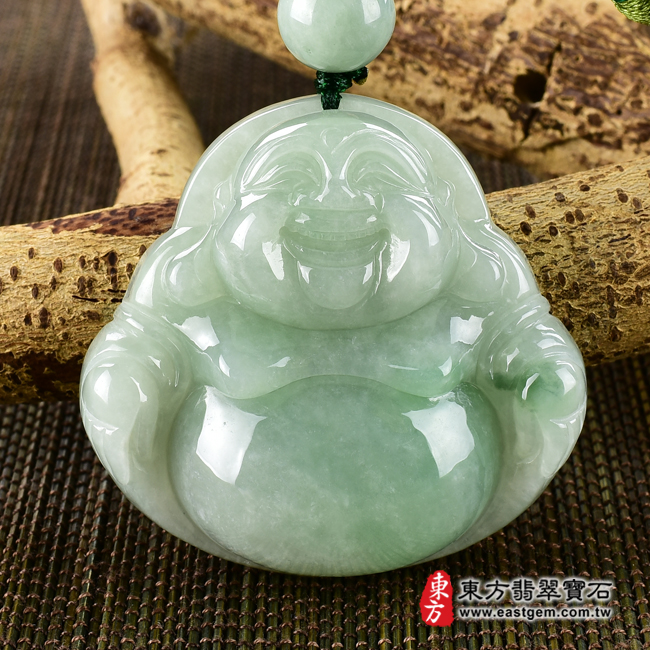 （已出售勿下標，可訂做）翡翠彌勒佛項鍊玉珮（彌勒佛：彌勒佛牌A貨翡翠彌勒佛玉珮、緬甸玉彌勒佛玉墜）。淡綠色糯種彌勒佛，ML223。客製化訂做各種翡翠彌勒佛吊墜玉珮項鍊。★附A貨翡翠雙證書翡翠手鐲、翡翠玉鐲商品