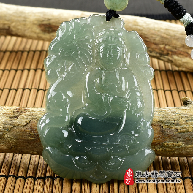 （已出售勿下標，可訂做）翡翠觀音項鍊玉珮（觀世音菩薩、乘龍觀音：觀音牌A貨翡翠觀音玉珮、緬甸玉觀音玉墜）。綠色糯種油青觀音，GY959。客製化訂做各種翡翠觀音吊墜玉珮項鍊。★附A貨翡翠雙證書翡翠手鐲、翡翠玉鐲商品
