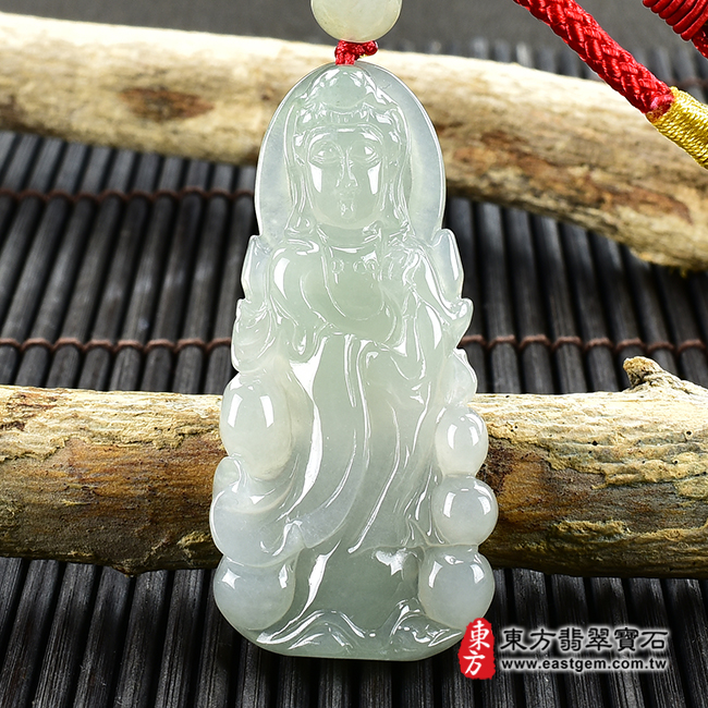 （已出售勿下標，可訂做）翡翠觀世音菩薩項鍊玉珮（觀世音菩薩、寶瓶觀音：觀世音菩薩牌A貨翡翠觀世音菩薩玉珮、緬甸玉觀世音菩薩玉墜）。淡綠色糯種觀世音菩薩，GY1042。客製化訂做各種翡翠觀世音菩薩吊墜玉珮項鍊。★附A貨翡翠雙證書翡翠手鐲、翡翠玉鐲商品
