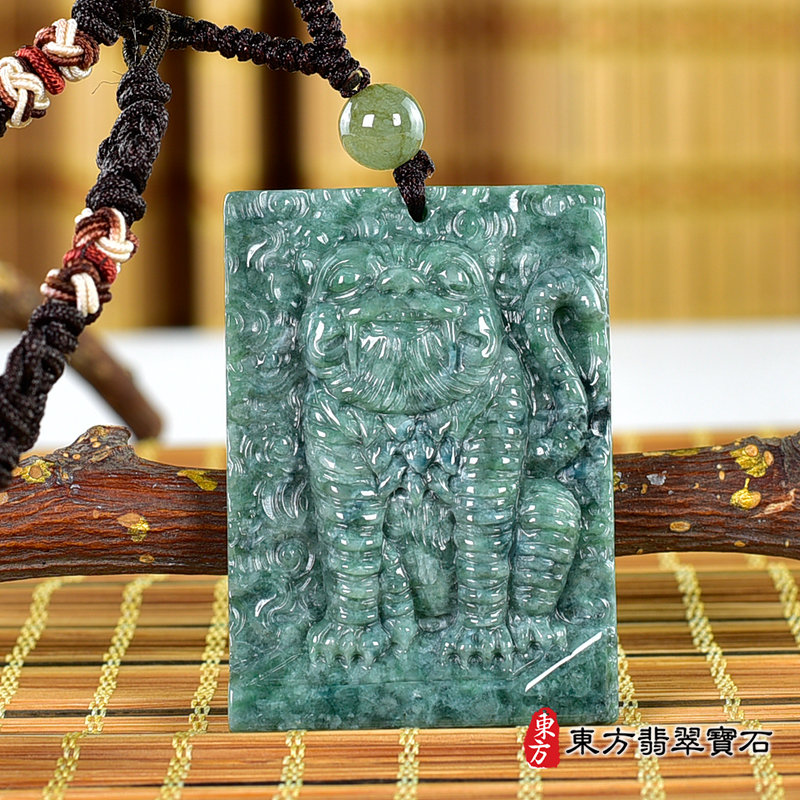 編號：TR128翡翠神明玉珮商品實照