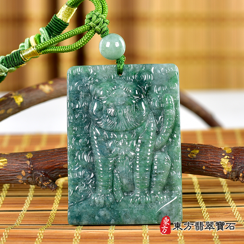 編號：TR130翡翠神明玉珮商品實照