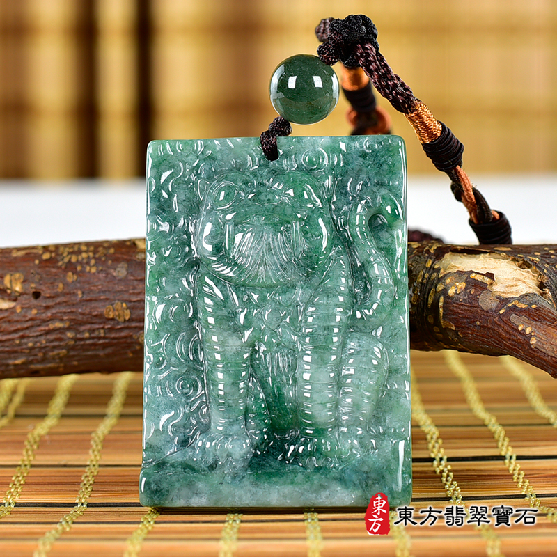 編號：TR134翡翠神明玉珮商品實照