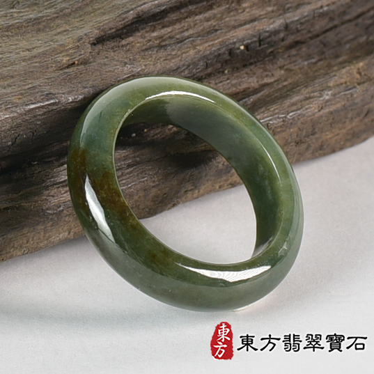 翡翠戒指，玉戒，尾戒商品NT元，介紹，商品介紹實圖