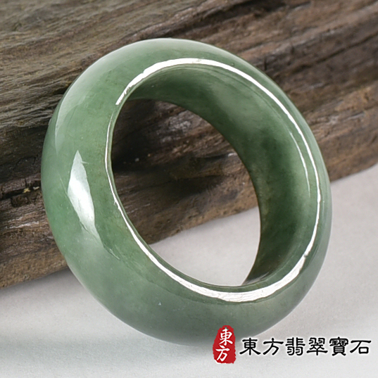 翡翠戒指，玉戒，尾戒商品NT元，介紹，商品介紹實圖