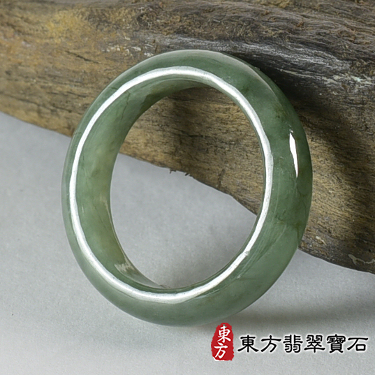 翡翠戒指，玉戒，尾戒商品NT元，介紹，商品介紹實圖