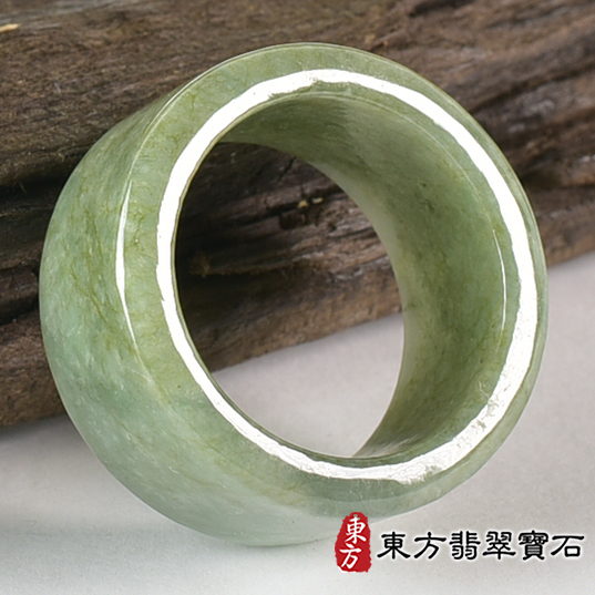 翡翠戒指，玉戒，尾戒商品NT元，介紹，商品介紹實圖