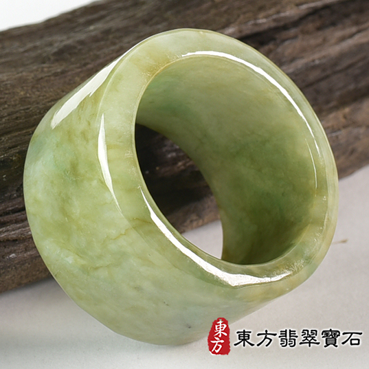 編號：RNG689翡翠戒指，玉戒，尾戒商品實照