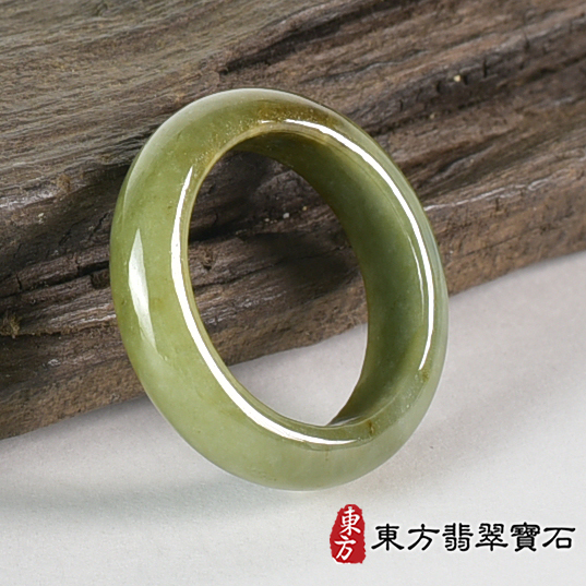翡翠戒指，玉戒，尾戒商品NT元，介紹，商品介紹實圖