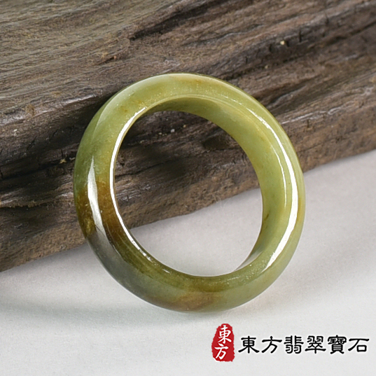 翡翠戒指，玉戒，尾戒商品NT元，介紹，商品介紹實圖