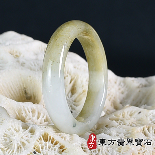 編號：RNG713翡翠戒指，玉戒，尾戒商品實照
