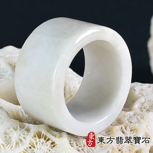 編號：RNG714翡翠戒指，玉戒，尾戒商品實照
