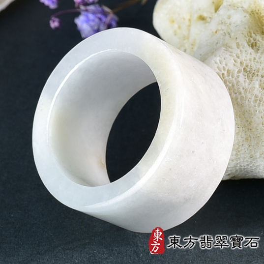編號：RNG718翡翠戒指，玉戒，尾戒商品實照