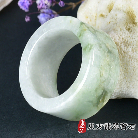 翡翠戒指，玉戒，尾戒商品NT元，介紹，商品介紹實圖