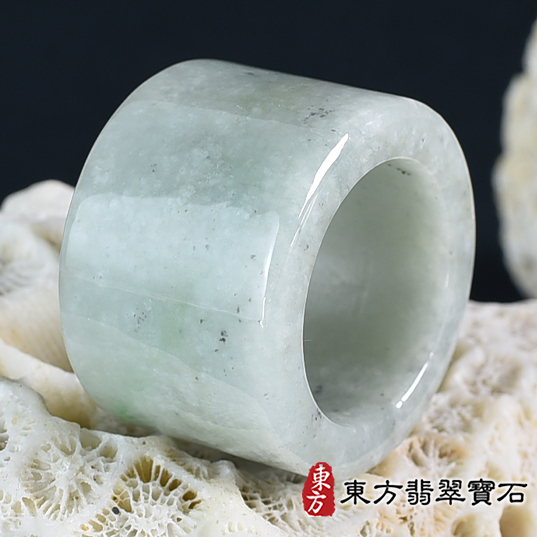 翡翠戒指，玉戒，尾戒商品NT元，介紹，商品介紹實圖