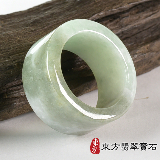 翡翠戒指，玉戒，尾戒商品NT元，介紹，商品介紹實圖