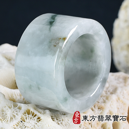 翡翠戒指，玉戒，尾戒商品NT元，介紹，商品介紹實圖