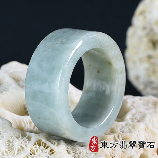 翡翠戒指，玉戒，尾戒商品NT元，介紹，商品介紹實圖