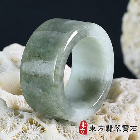 翡翠戒指，玉戒，尾戒商品NT元，介紹，商品介紹實圖