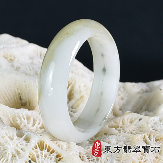 翡翠戒指，玉戒，尾戒商品NT元，介紹，商品介紹實圖