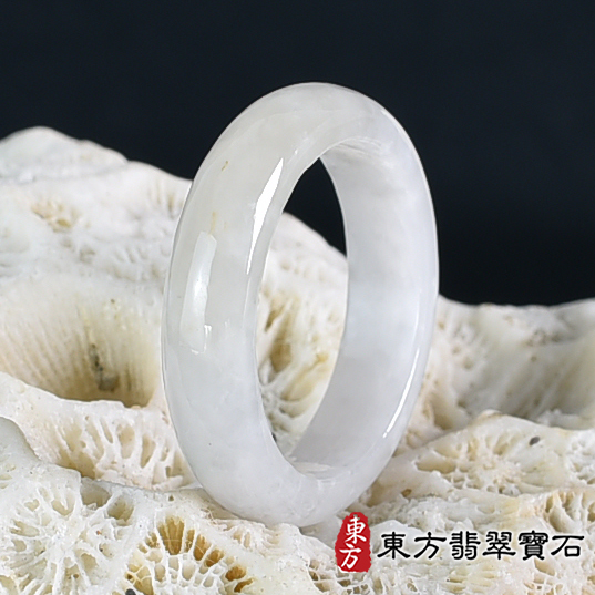 翡翠戒指，玉戒，尾戒商品NT元，介紹，商品介紹實圖