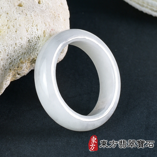 翡翠戒指，玉戒，尾戒商品NT元，介紹，商品介紹實圖