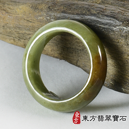 翡翠戒指，玉戒，尾戒商品NT元，介紹，商品介紹實圖