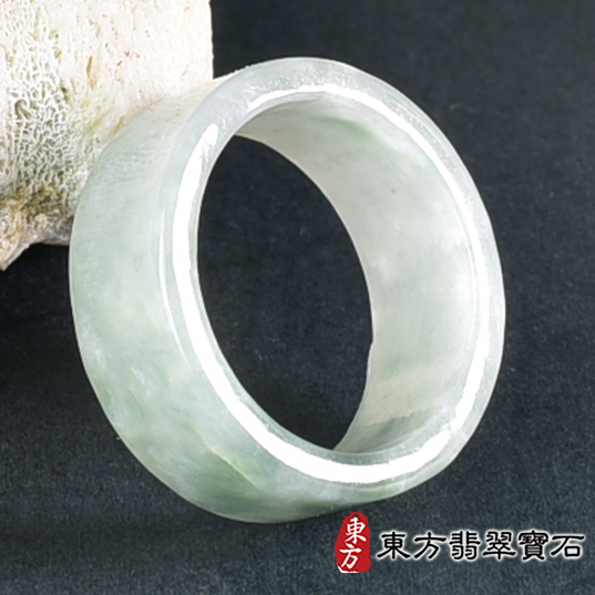 翡翠戒指，玉戒，尾戒商品NT元，介紹，商品介紹實圖