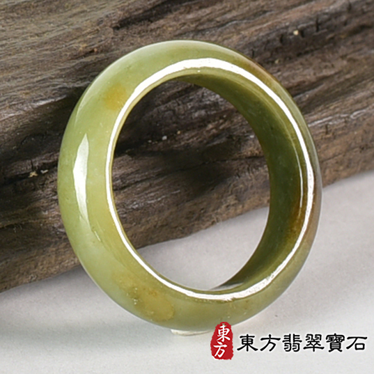 編號：RNG696翡翠戒指，玉戒，尾戒商品實照