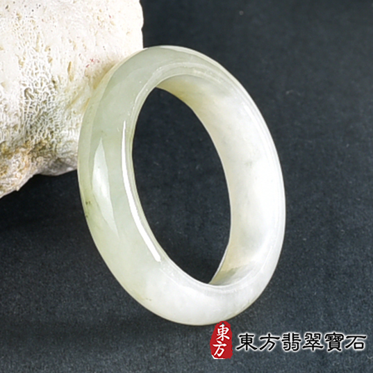 翡翠戒指，玉戒，尾戒商品NT元，介紹，商品介紹實圖