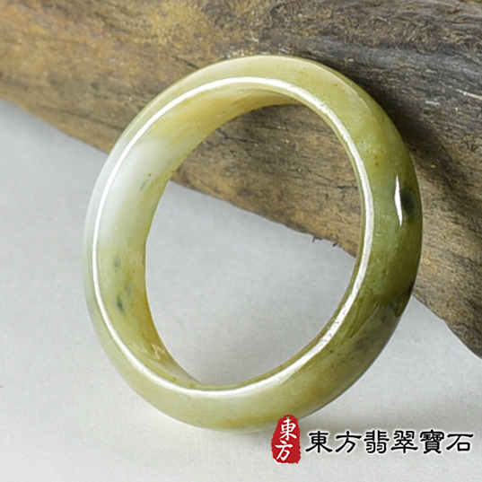 翡翠戒指，玉戒，尾戒商品NT元，介紹，商品介紹實圖