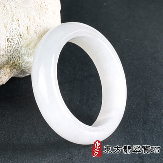 翡翠戒指，玉戒，尾戒商品NT元，介紹，商品介紹實圖