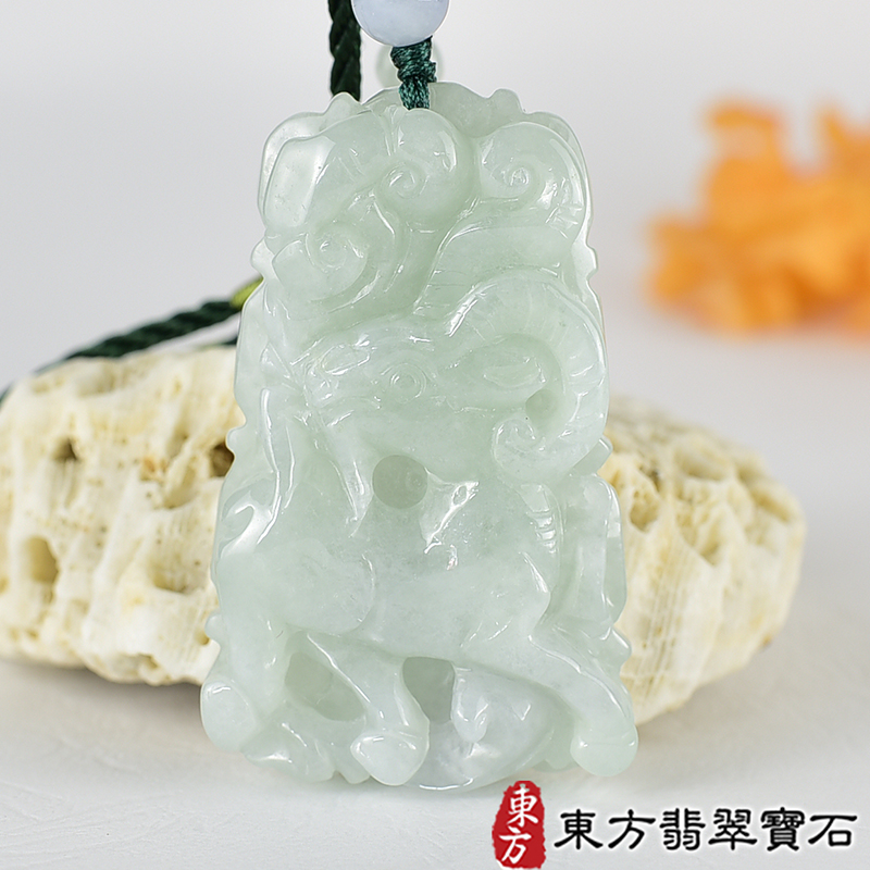 翡翠項鍊(玉珮玉墜吊墜)分類商品類最新商品，編號GO082實照圖片