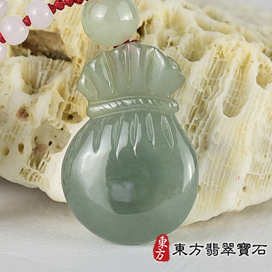 翡翠神明玉珮商品NT元，介紹，商品介紹實圖