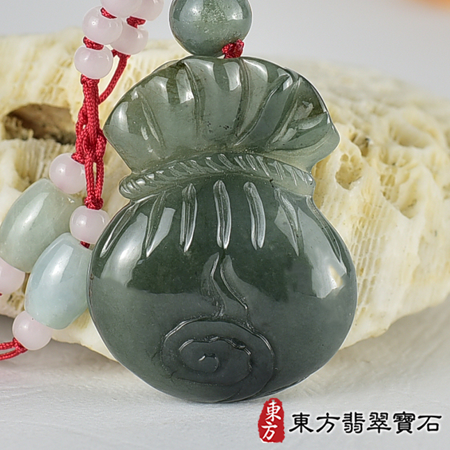 翡翠神明玉珮商品NT元，介紹，商品介紹實圖