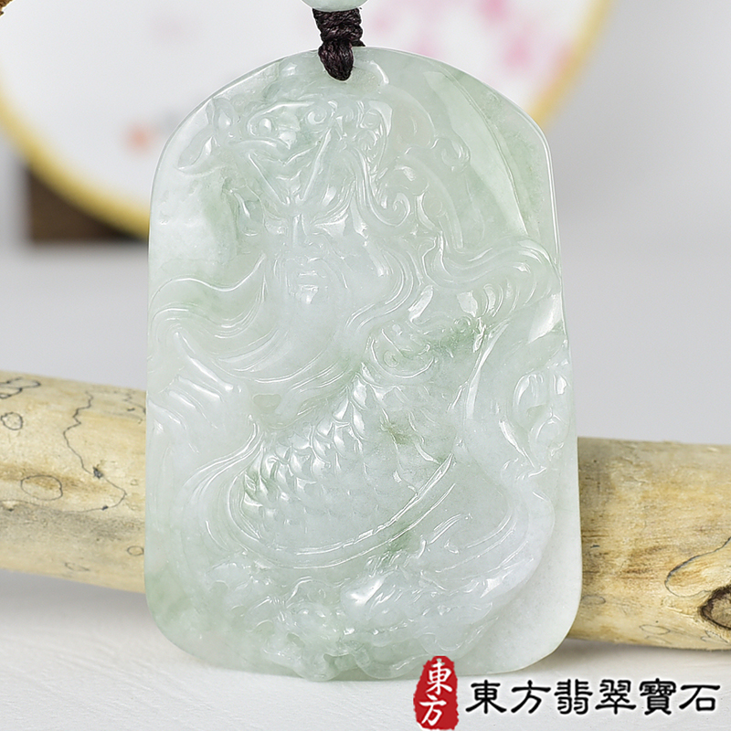 翡翠神明玉珮商品NT元，介紹，商品介紹實圖