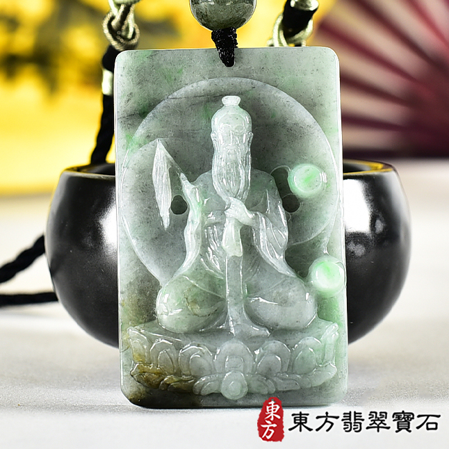 最新翡翠神明玉珮商品-翡翠太上老君項鍊玉珮（道德天尊：太上老君牌A貨翡翠太上老君玉珮、緬甸玉太上老君玉墜）。豆種太上老君，KN296。客製化訂做各種翡翠太上老君吊墜玉珮項鍊。★附A貨翡翠雙證書