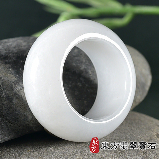 翡翠戒指，玉戒，尾戒商品NT元，介紹，商品介紹實圖