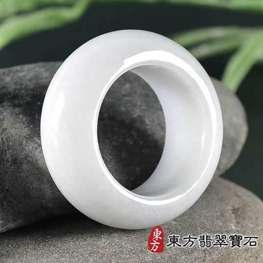 翡翠戒指，玉戒，尾戒商品NT元，介紹，商品介紹實圖