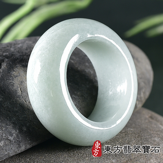 翡翠戒指，玉戒，尾戒商品NT元，介紹，商品介紹實圖