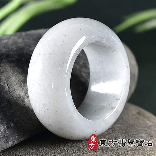 翡翠戒指，玉戒，尾戒商品NT元，介紹，商品介紹實圖